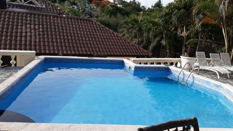 Amplia Casa en Alquiler, 4 Habitaciones, Altos De Arroyo Hondo II, Piscina, Terraza - Imagen 2
