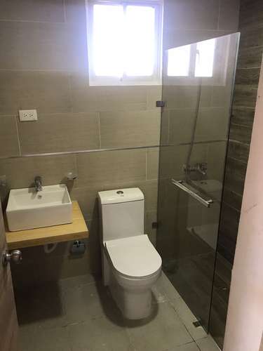 565 CASA EN LA JACOBO MAJLUTA, SANTO DOMINGO - Imagen 2