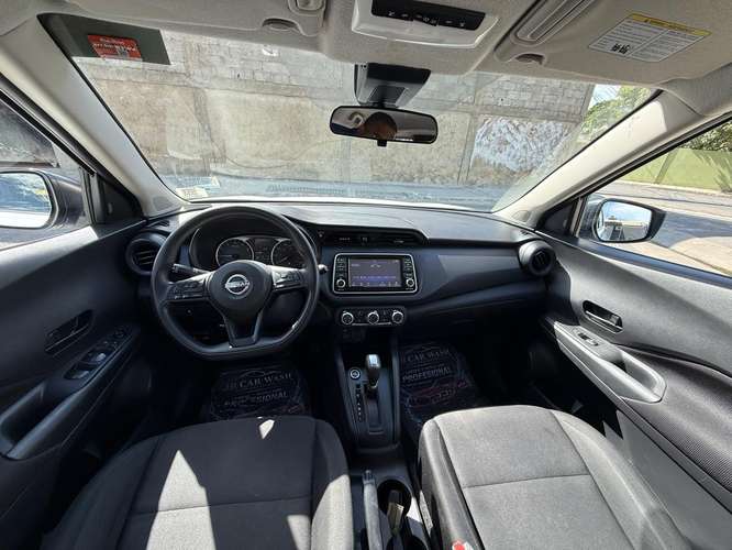 Nissan Kicks S 2023  Recién Importada Clean Carfax Sistema ECO Push Bottom Llave Inteligente Motor 1.6L 4 Cilindros Tran
