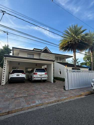 VENTA DE CASA FRENTE A LAS QUINTAS DE PONTEZUELA - Imagen 1