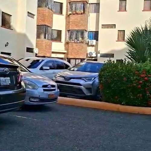 Apartamento en venta de 3 habitaciones en Los Cerros de Gurabo, Santiago