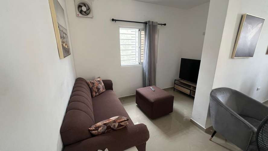 Apartamento Amueblado en Alquiler en La Romana - Imagen 2