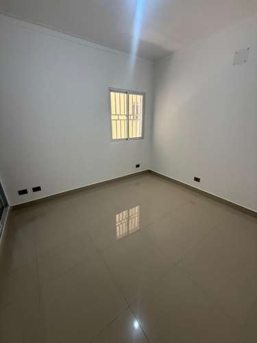 Apartamento con Piscina en Alquiler Cerca de la Playa Caleta - Imagen 12