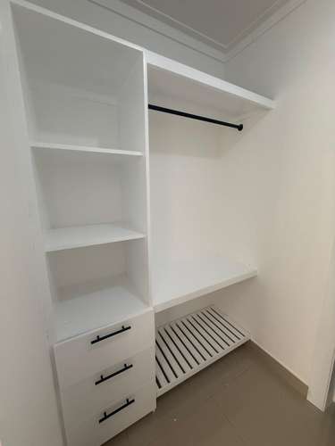 Apartamento con Piscina en Alquiler Cerca de la Playa Caleta - Imagen 13