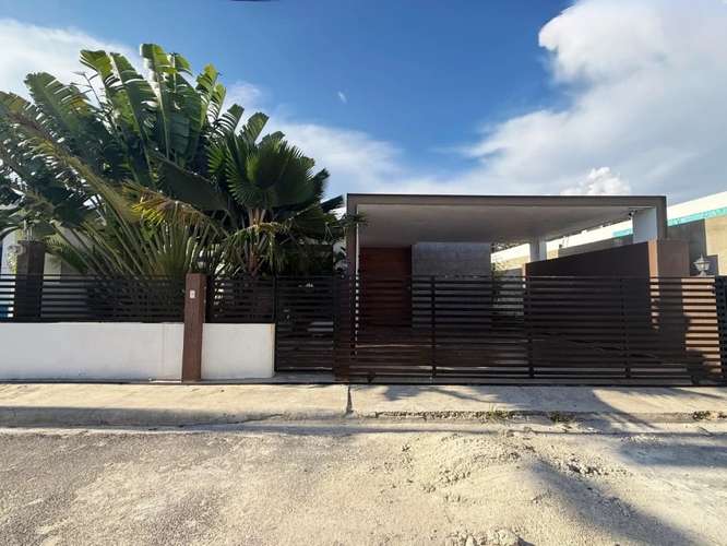 Casa en venta en el residencial estrella marina, La Romana