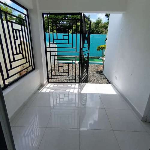 Casa En Venta con Piscina  En Romana Del Oeste La Romana  - Imagen 5