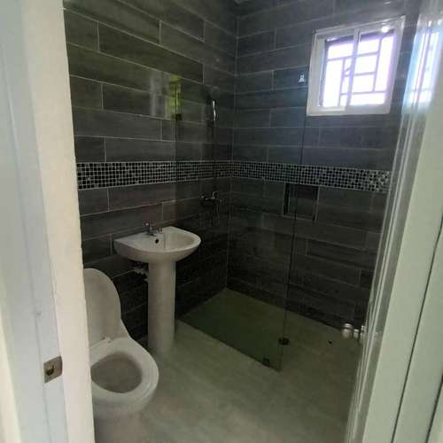 Casa En Venta con Piscina  En Romana Del Oeste La Romana  - Imagen 7