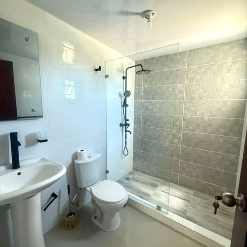 Apartamento de 3 habitaciones en venta en Residencial Breezes, Santiago - Imagen 3
