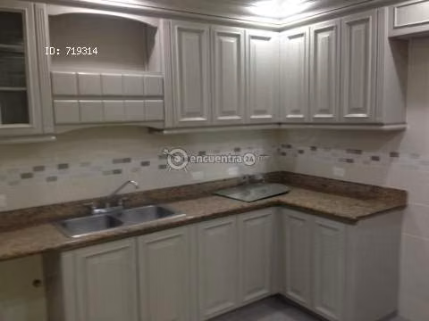 Apartamento En Bella Vista, 296MTS,3Hab,3B