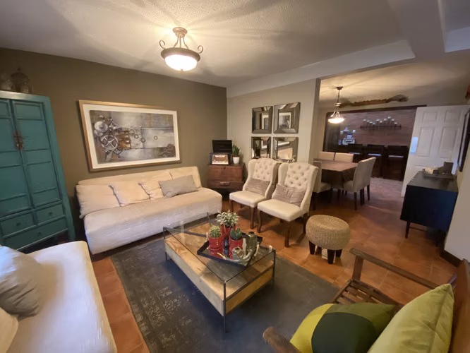 ¡Se venden casas en Los Diamantes, complejo de 3 lindas casas, amplio terreno, ideal para inversión o vivienda familiar! - Imagen 3
