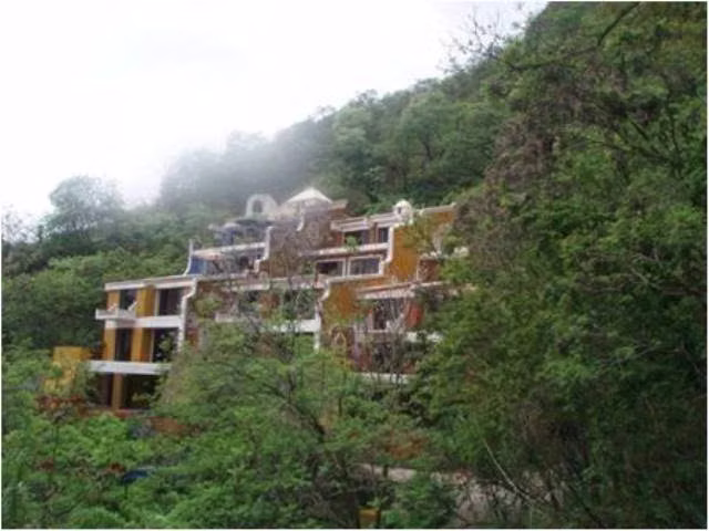 Villa de 2 Dormitorios en Venta o Renta Lago de Atitlán