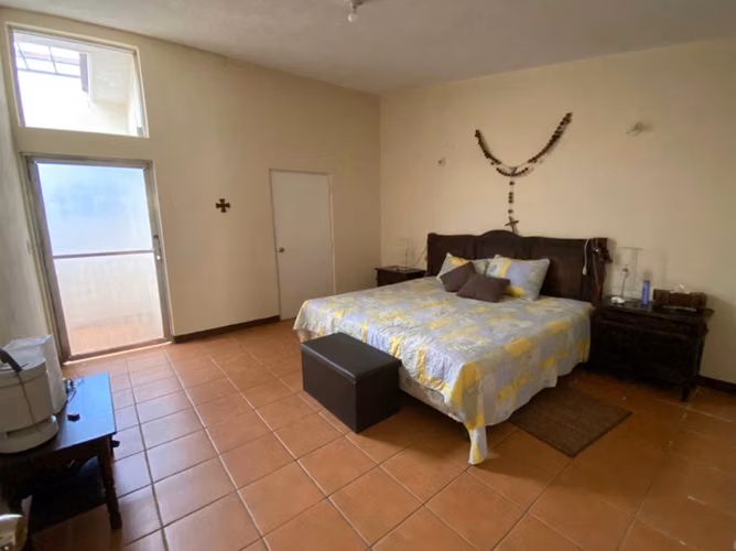 Propiedad en venta en Santa Lucía Milpas Altas, ideal vivienda o comercio