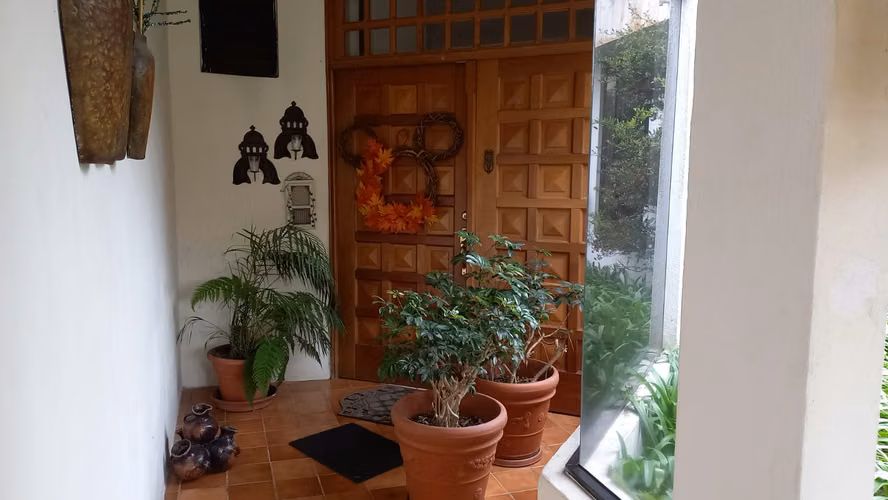 Se vende casa en Kendall, Carretera al Salvador, Fraijanes.