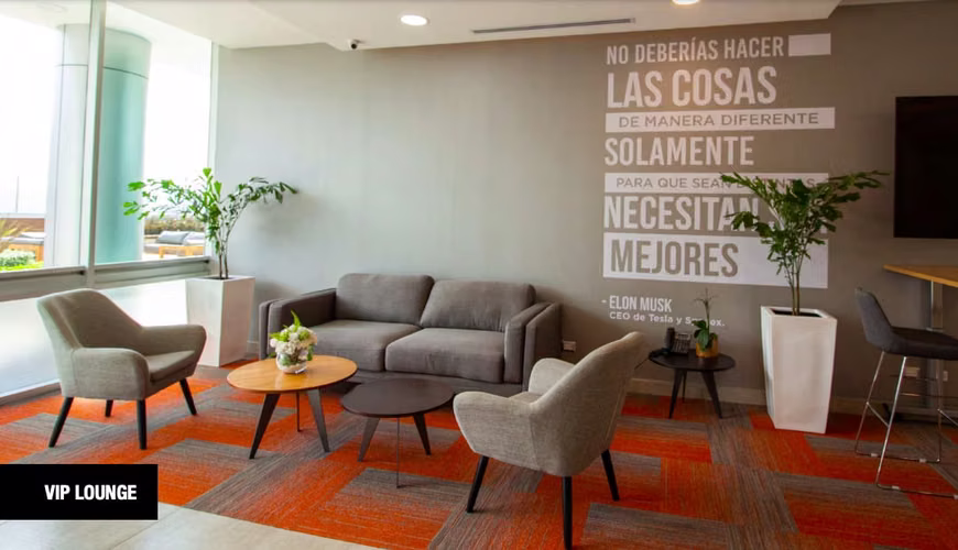 Oficinas en venta en edificio Insigne, zona 15.