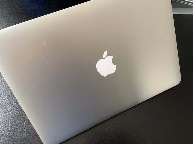 Apple Macbook Air 13.3” Color Gris! - Imagen 7