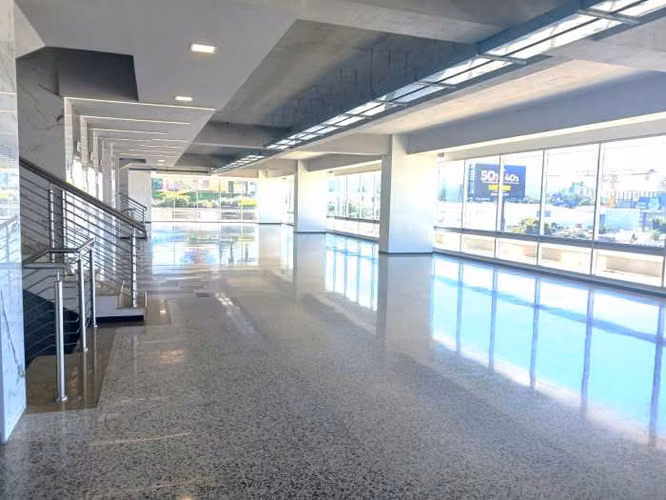 Edificio en Alquiler en zona 10 - Por estrenar !!