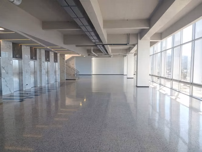 Edificio en Alquiler en zona 10 - Por estrenar !!