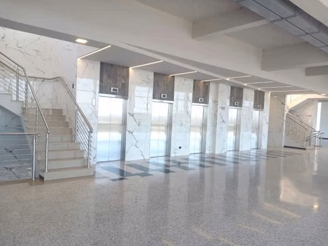 Edificio en Alquiler en zona 10 - Por estrenar !!