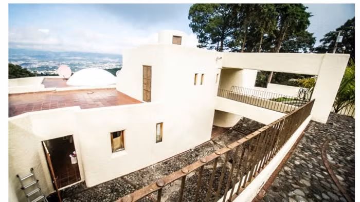 CASA EN RENTA EN BELLAS LUCES, SANTA CATARINA PINULA