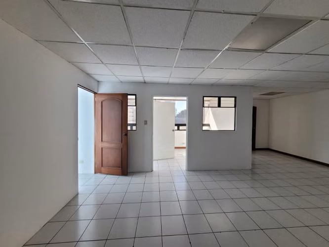 Renta de Oficina en zona Centrica de Guatemala
