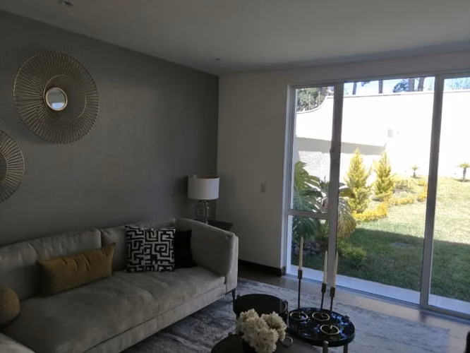 Casa en Venta en Residencial Portal del Bosque