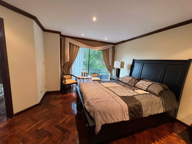 Lindo y amplio apartamento en zona 14, excelente ubicación.