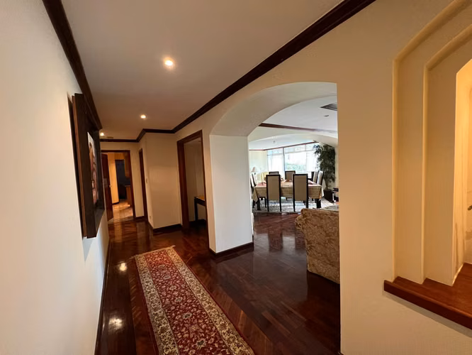 Lindo y amplio apartamento en zona 14, excelente ubicación.