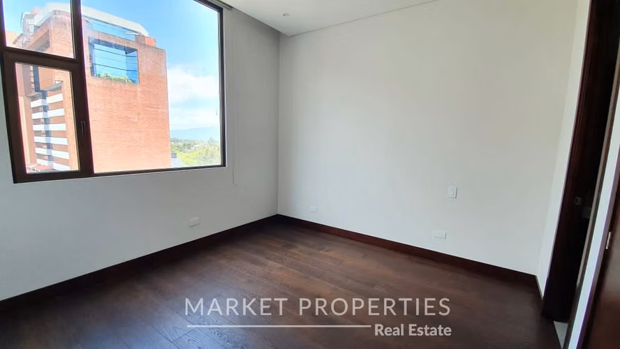 Apartamento en alquiler zona 14 de 2 habitaciones Echo