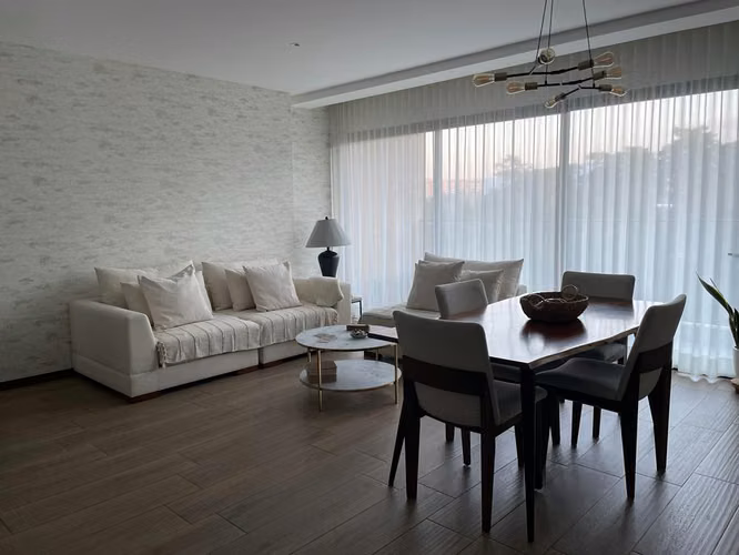 Lindo Apartamento amueblado en venta Edificio Naridia, zona 14. - Imagen 2