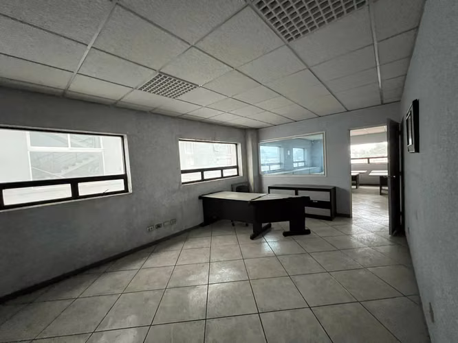 Edificio en venta y renta en zona 5, excelente ubicación.