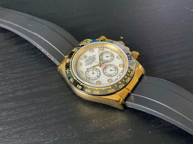 Rolex Daytona con Pulsera de Caucho Negro! - Imagen 4