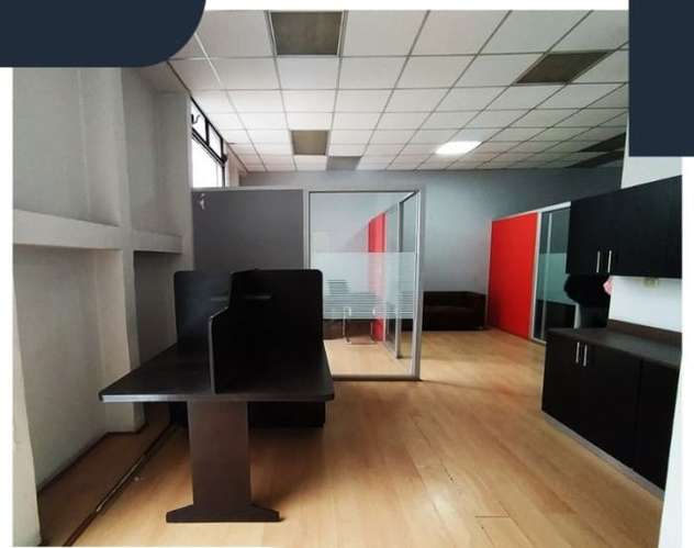 Oficina en alquiler en zona 10 - Imagen 2