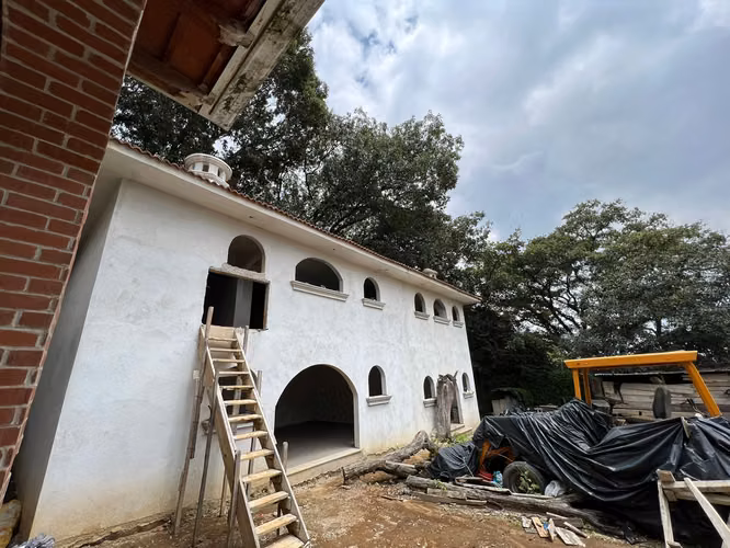Hotel boutique en renta y venta, con área de restaurante y salón de eventos.