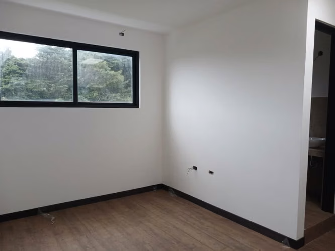 Casa en Venta en Carretera a El Salvador - Arrazola 2