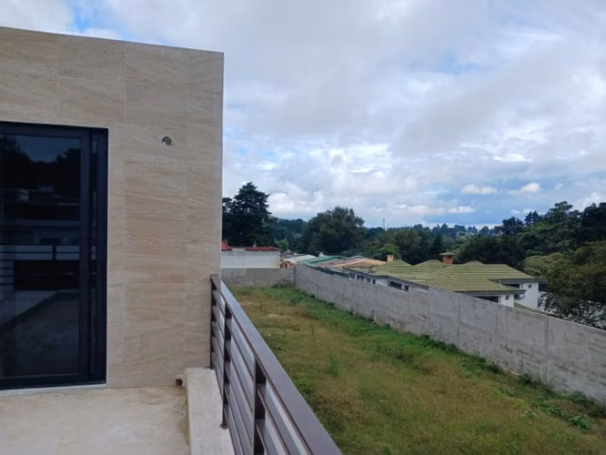 Casa en Venta en Carretera a El Salvador - Arrazola 2