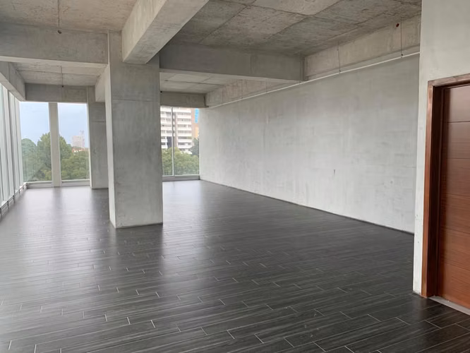 Se vende increíble oficina en edificio Zenit, zona 10. - Imagen 9