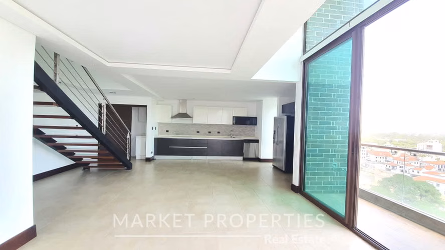 Apartamento en renta zona 16 Viú Cayalá