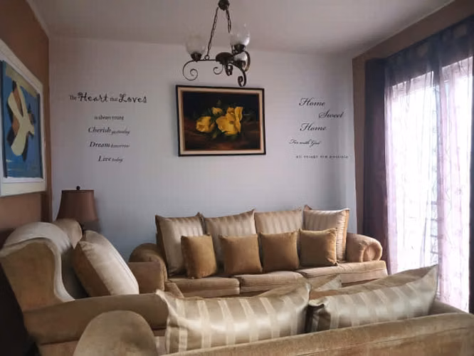 Casa en Venta en La Reserva, Carretera a El Salvador