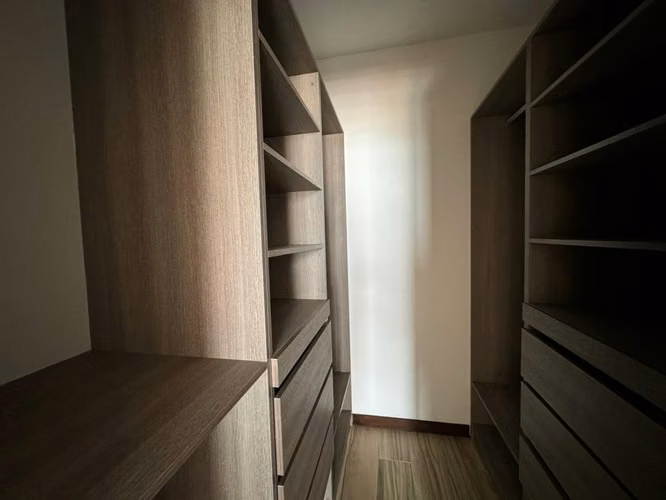 Venta de apartamento en Edificio Barletta | Zona 14 - Imagen 3