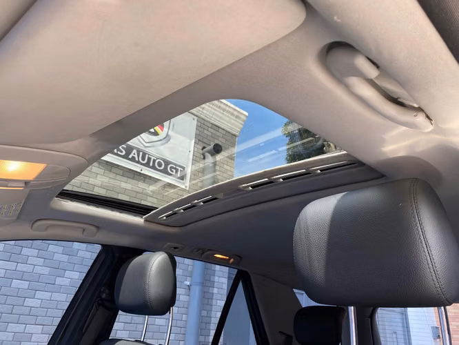 Mercedes-Benz ML 350 4Matic de Agencia Modelo 2010