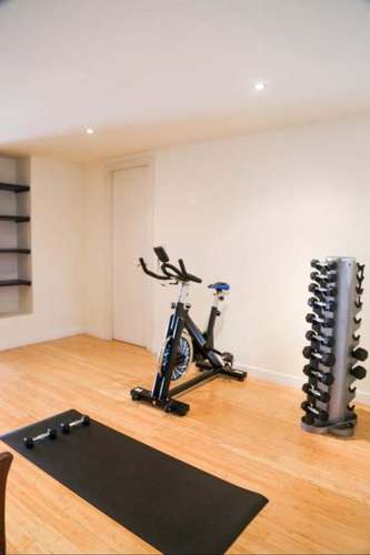 Apartamento en renta amueblado en zona 10 - Imagen 4