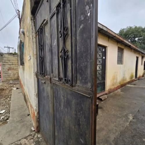 Terreno Comercial en Venta Calzada San Juan Zona 7