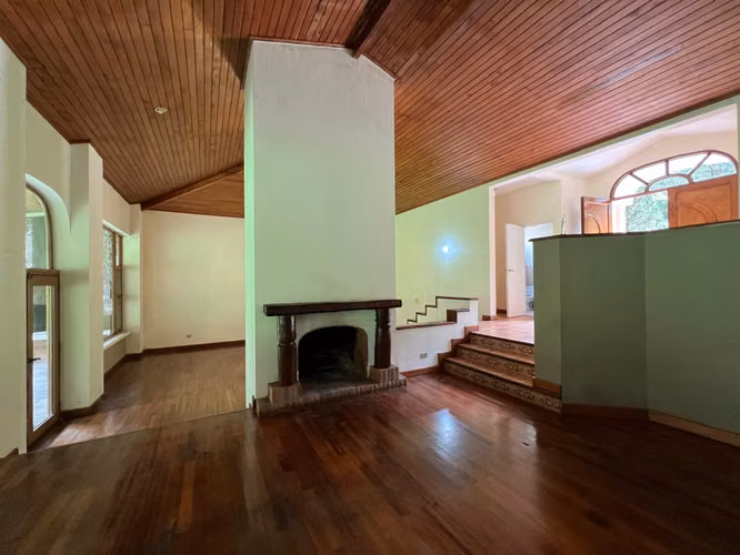 Casa con amplio terreno en renta, Carretera al Salvador. Linda propiedad con amplio terreno