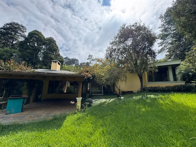 Casa con amplio terreno en renta, Carretera al Salvador. Linda propiedad con amplio terreno