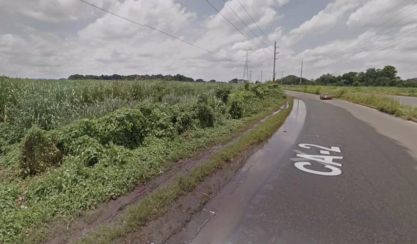 Terreno en venta en Santa Lucia Cotzumalguapa, sobre Carretera.