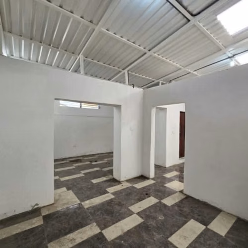 Casa en Venta Zona 11 Carabanchel Ideal para Inversión - Imagen 10