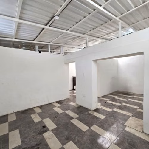 Casa en Venta Zona 11 Carabanchel Ideal para Inversión - Imagen 12