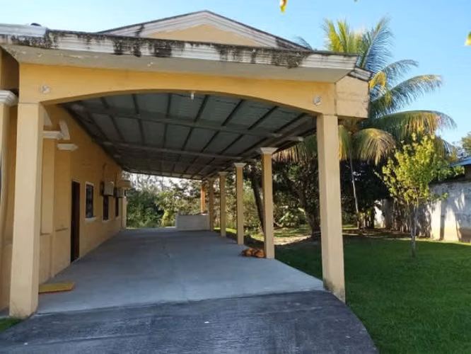 Casa de Un Nivel en Venta en Morales Izabal