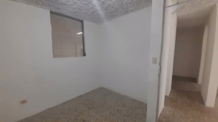 Casa en Venta Planos de Llano Largo Zona 18 Guatemala - Imagen 11