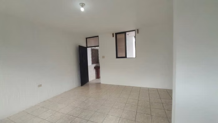 Casa en Venta Planos de Llano Largo Zona 18 Guatemala - Imagen 5